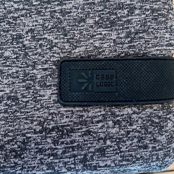 NWT Case Logic Repreve Laptop Case with Google Logo - Picture 3 of 7